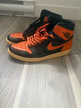 Nike High-Top Sneakers in Black and Orange